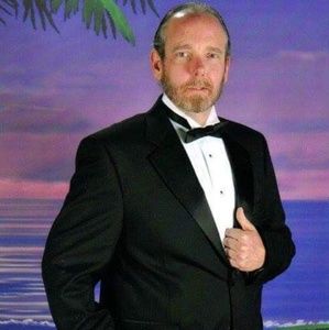 Meet your Posher, Robert